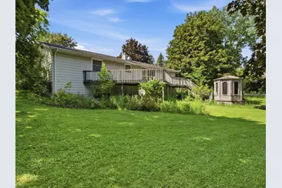 W6333  Burkshire Ln, Plymouth, WI 53073 - Photo 36