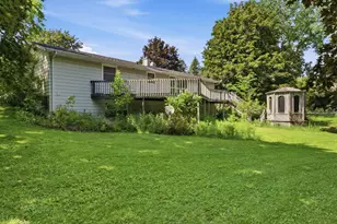 W6333 Burkshire Ln, Plymouth, WI 53073 - Photo 36