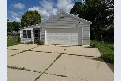1916  12th St, Two Rivers, WI 54241 - Photo 2