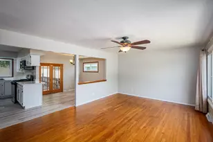 8026 50th Ave, Kenosha, WI 53142 - Photo 6