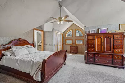 5946 N River Bay Rd, Racine, WI 53185 - Photo 22