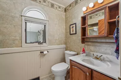 5946 N River Bay Rd, Racine, WI 53185 - Photo 18
