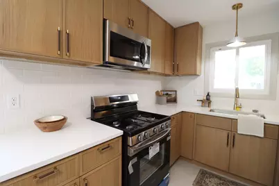 6520 N 56th St, Milwaukee, WI 53223 - Photo 6