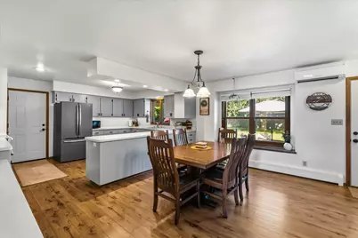 1630  11th Ave, Grafton, WI 53024 - Photo 6