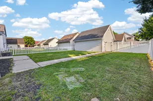4230 N 45th Pl, Milwaukee, WI 53216 - Photo 12