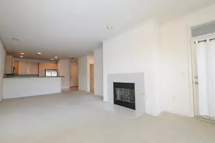 3872 S Lake Dr, Saint Francis, WI 53235 - Photo 6