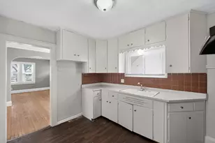 4661 N 49th St, Milwaukee, WI 53218 - Photo 12