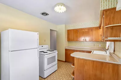 601  Western Ave, Waukesha, WI 53188 - Photo 6