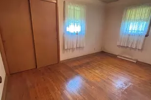 2049 N 115th St, Wauwatosa, WI 53226 - Photo 6