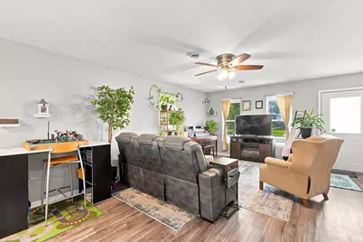 1312  Blaine Ave, Racine, WI 53405 - Photo 8