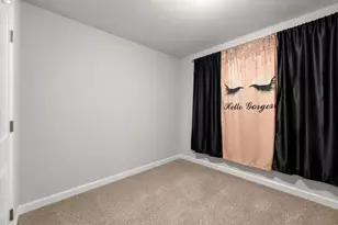 8242 W Luscher Ave, Milwaukee, WI 53218 - Photo 6