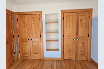 2127 N Crestview Ct, Wauwatosa, WI 53226 - Photo 28