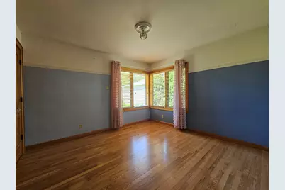 2127 N Crestview Ct, Wauwatosa, WI 53226 - Photo 26
