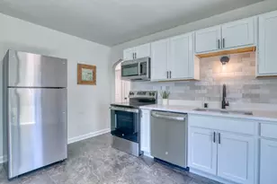 340 N 63rd St, Milwaukee, WI 53213 - Photo 8