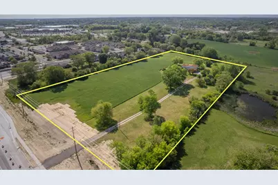 7115  75th St, Kenosha, WI 53143 - Photo 2