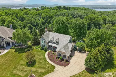 W288N3341  Lost Creek Ct, Delafield, WI 53072 - Photo 70