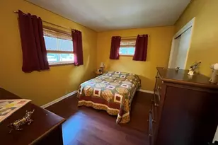 2504 S 8th St, Manitowoc, WI 54220 - Photo 12