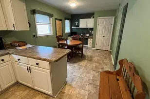 2504 S 8th St, Manitowoc, WI 54220 - Photo 8