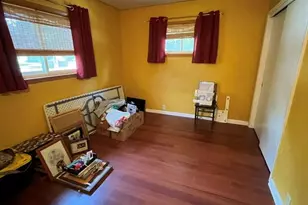 2504 S 8th St, Manitowoc, WI 54220 - Photo 14