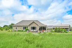 S106W36642 Saddle Ridge Dr, Eagle, WI 53119 - Photo 26