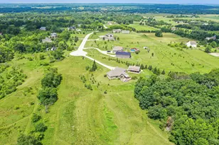 S106W36642 Saddle Ridge Dr, Eagle, WI 53119 - Photo 52
