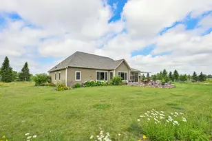 S106W36642 Saddle Ridge Dr, Eagle, WI 53119 - Photo 32