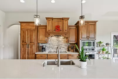 S106W36642  Saddle Ridge Dr, Eagle, WI 53119 - Photo 18