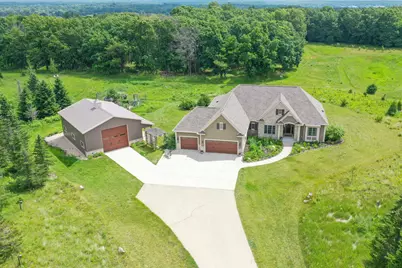S106W36642  Saddle Ridge Dr, Eagle, WI 53119 - Photo 1