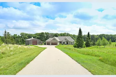 S106W36642  Saddle Ridge Dr, Eagle, WI 53119 - Photo 52