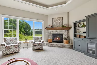 S106W36642  Saddle Ridge Dr, Eagle, WI 53119 - Photo 10