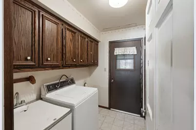 9366 N 51st St, Brown Deer, WI 53223 - Photo 10