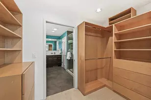 827 E Reservoir Ave, Milwaukee, WI 53212 - Photo 18