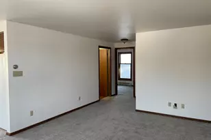 3933 Country Pl, Sheboygan, WI 53081 - Photo 4