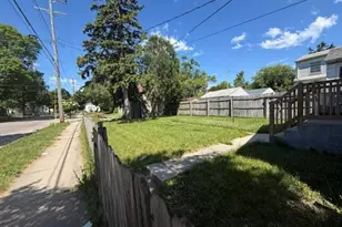 5003 N 37th St, Milwaukee, WI 53209 - Photo 12