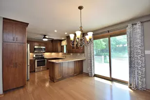 2005 Harris Highland Dr, Waukesha, WI 53188 - Photo 10