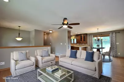 2005  Harris-Highland Dr, Waukesha, WI 53188 - Photo 6