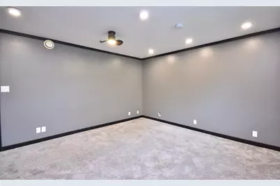 2005  Harris-Highland Dr, Waukesha, WI 53188 - Photo 26