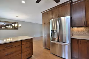 2005 Harris Highland Dr, Waukesha, WI 53188 - Photo 14
