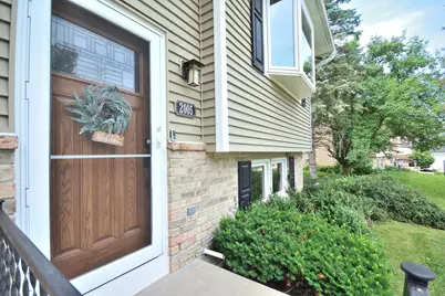 2005  Harris-Highland Dr, Waukesha, WI 53188 - Photo 2