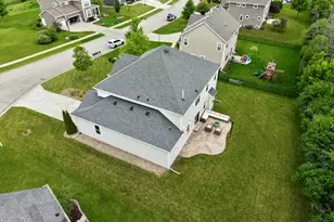 W136N6052 Weyer Farm Dr, Menomonee Falls, WI 53051 - Photo 58