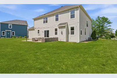 W136N6052  Weyer Farm Dr, Menomonee Falls, WI 53051 - Photo 54