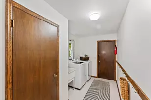N76W14597 Northpoint Dr, Menomonee Falls, WI 53051 - Photo 18