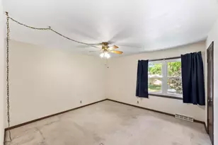 N76W14597 Northpoint Dr, Menomonee Falls, WI 53051 - Photo 30