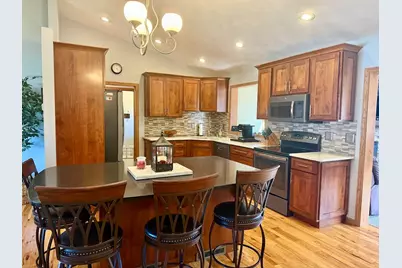 1035  Laager Ln, Oshkosh, WI 54902 - Photo 10