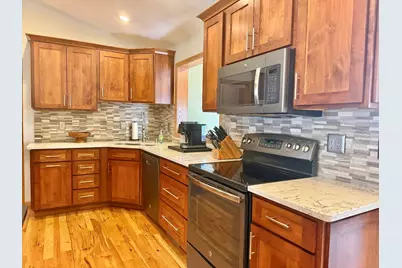 1035  Laager Ln, Oshkosh, WI 54902 - Photo 12