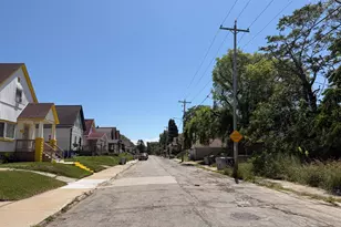 3746 N 2nd Ln, Milwaukee, WI 53212 - Photo 76