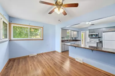 11801 W Appleton Ave, Milwaukee, WI 53224 - Photo 10