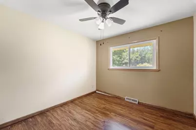 11801 W Appleton Ave, Milwaukee, WI 53224 - Photo 14