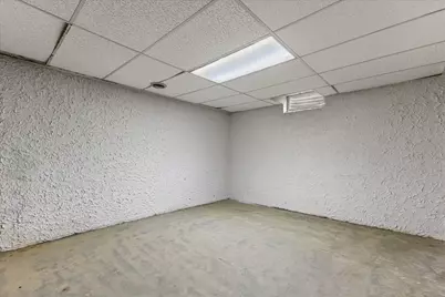 S93W22525  Henneberry Ave, Vernon, WI 53103 - Photo 30
