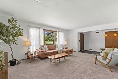 S93W22525  Henneberry Ave, Vernon, WI 53103 - Photo 8
